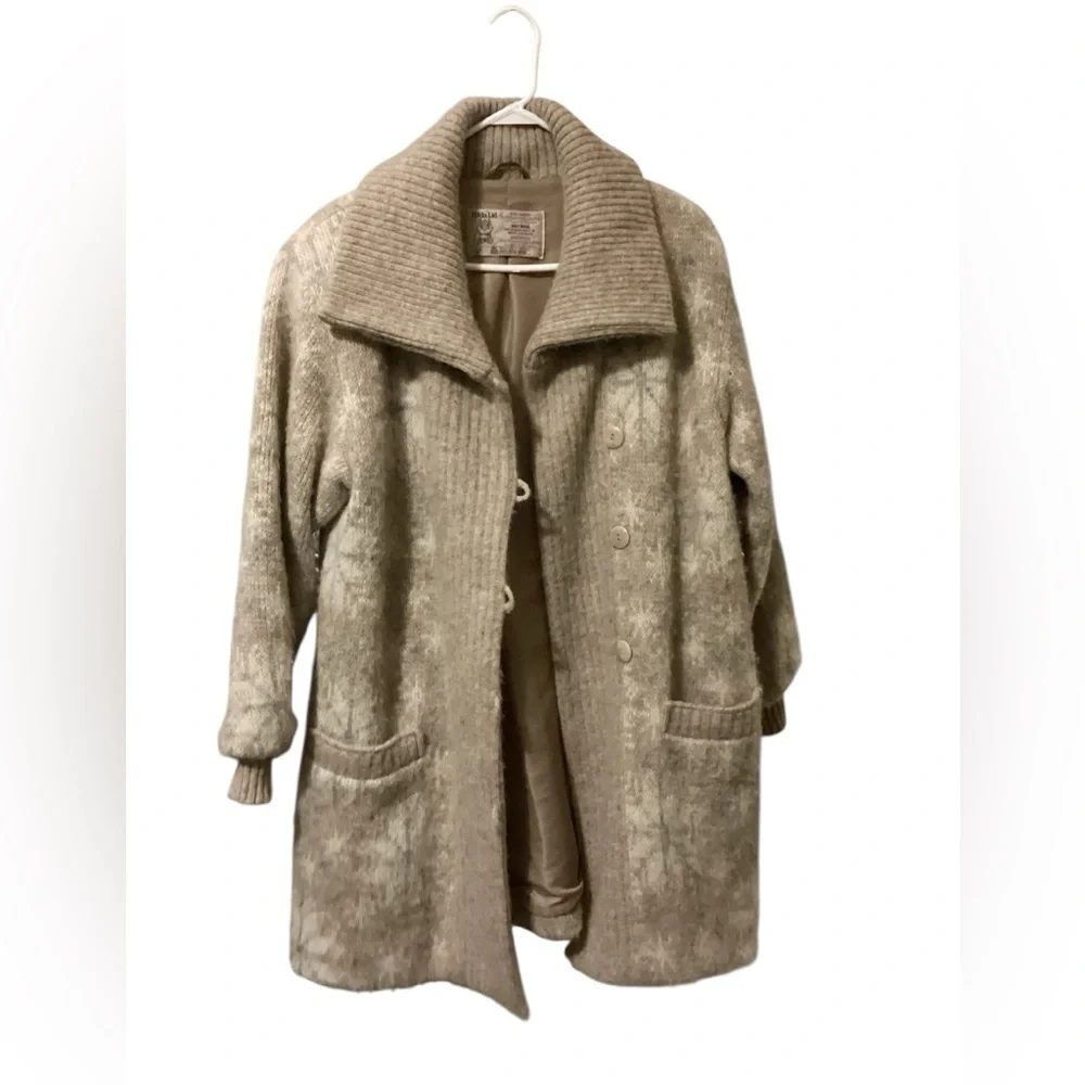 Hilda Ltd Cozy Wool Coat - Picture 1 of 8
